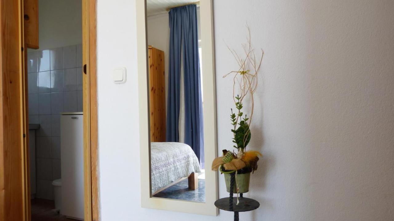 Beach Apartments Nemira Omiš Eksteriør billede