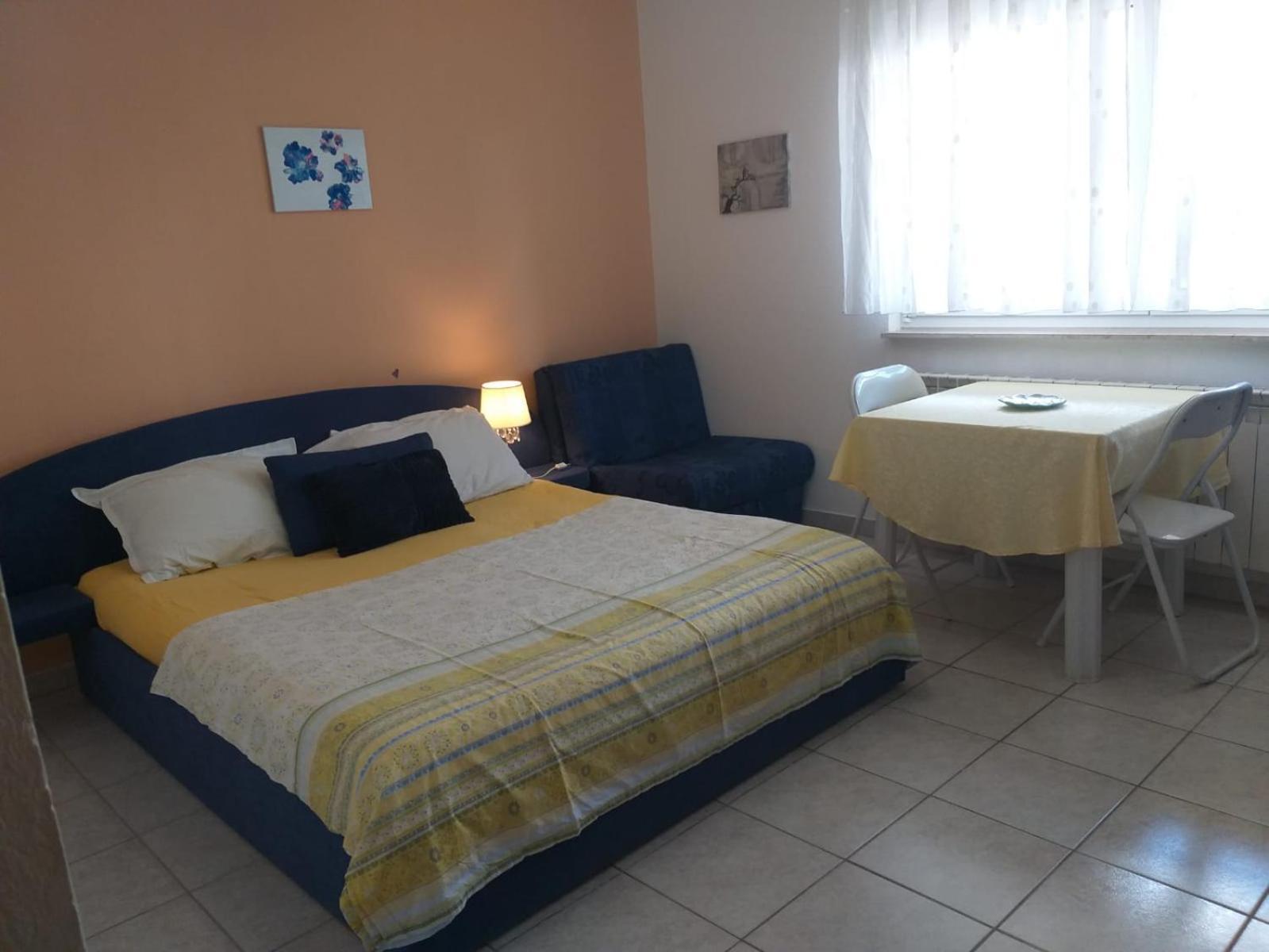 Beach Apartments Nemira Omiš Eksteriør billede